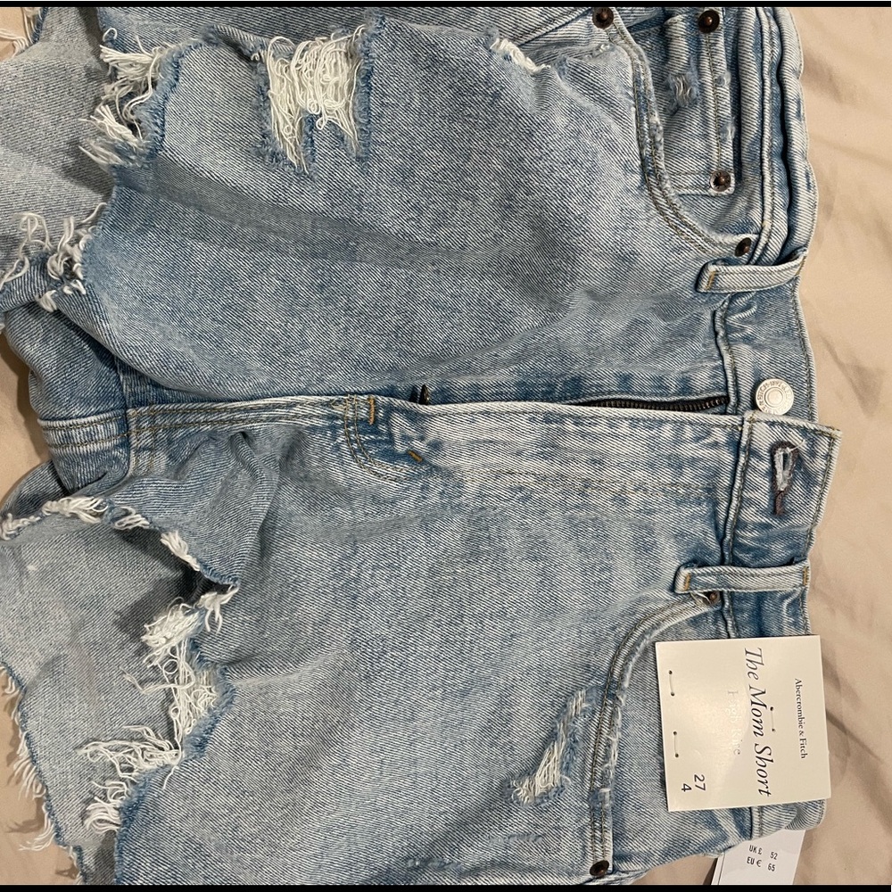 Abercrombie & Fitch High Rise Mom Short